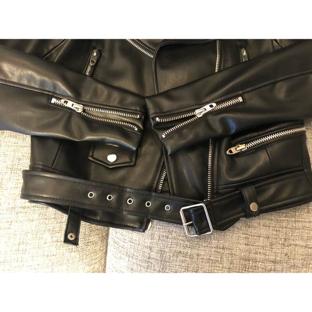 ZARA(ザラ)のZARAライダースジャケット レディースのジャケット/アウター(ライダースジャケット)の商品写真