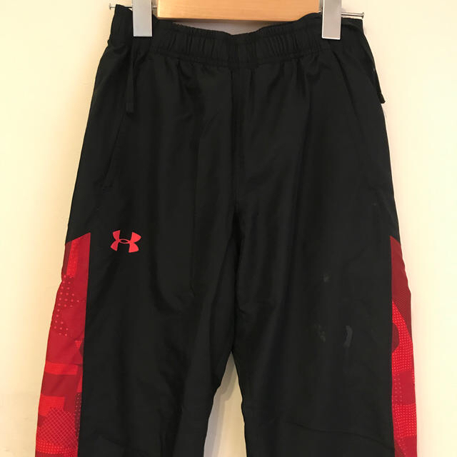 UNDER ARMOUR(アンダーアーマー)のアンダーアーマー キッズ セットアップ キッズ/ベビー/マタニティのキッズ服男の子用(90cm~)(Tシャツ/カットソー)の商品写真