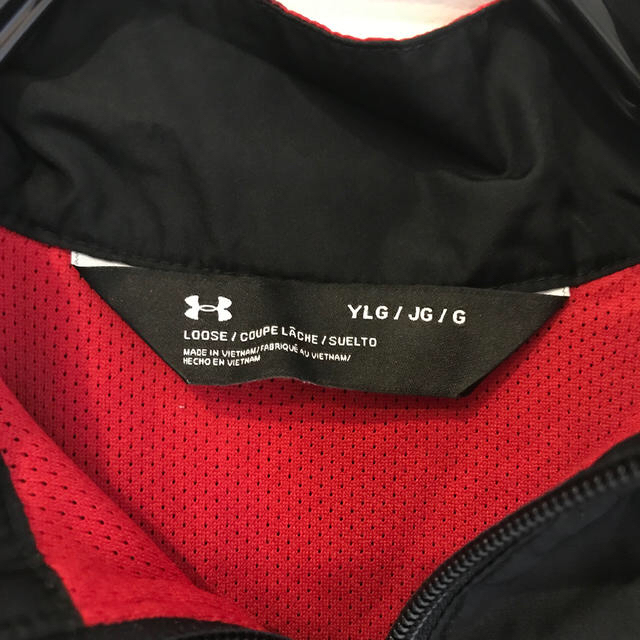 UNDER ARMOUR(アンダーアーマー)のアンダーアーマー キッズ セットアップ キッズ/ベビー/マタニティのキッズ服男の子用(90cm~)(Tシャツ/カットソー)の商品写真