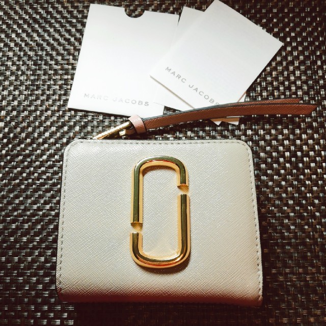 最終お値下げ!MARC JACOBS ☆ 美品!スナップパック·財布