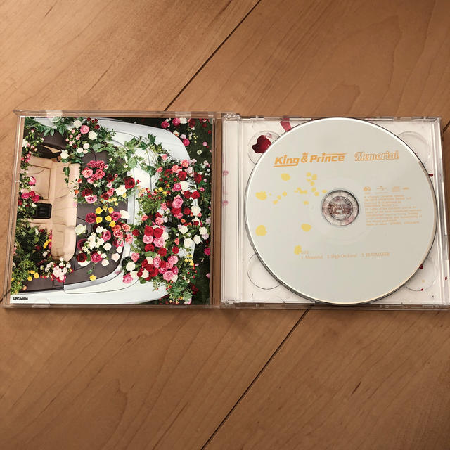 キンプリ Memorial 初回限定盤B エンタメ/ホビーのCD(ポップス/ロック(邦楽))の商品写真
