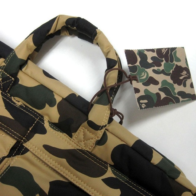A BATHING APE - エイプ x ポーター3WAYブリーフケース黄カモの A BATHING APE - エイプ x ポーター3WAYブリーフケース黄カモの