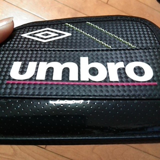 umbro　二つ折り財布【美品】 キッズ/ベビー/マタニティのこども用ファッション小物(財布)の商品写真