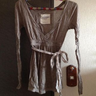 アバクロンビーアンドフィッチ(Abercrombie&Fitch)のアバクロ トップス(カットソー(長袖/七分))