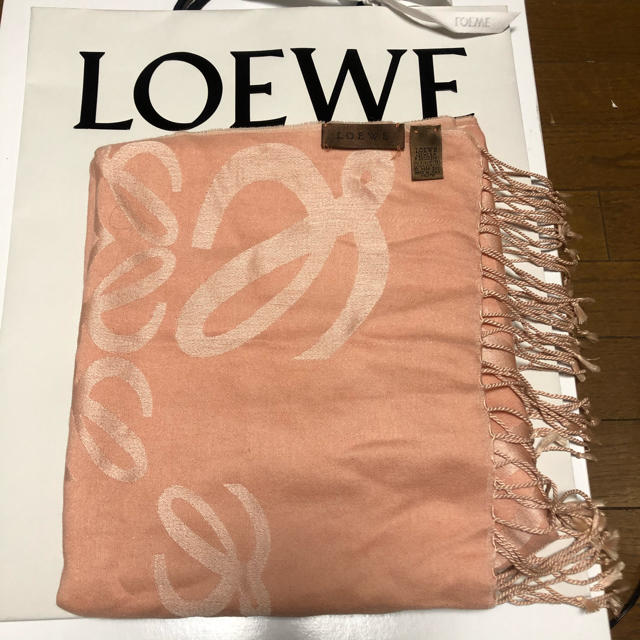 LOEWE - カシミヤ シルク 混 大判ストール loeweの通販 by ＊ mint ＊｜ロエベならラクマ