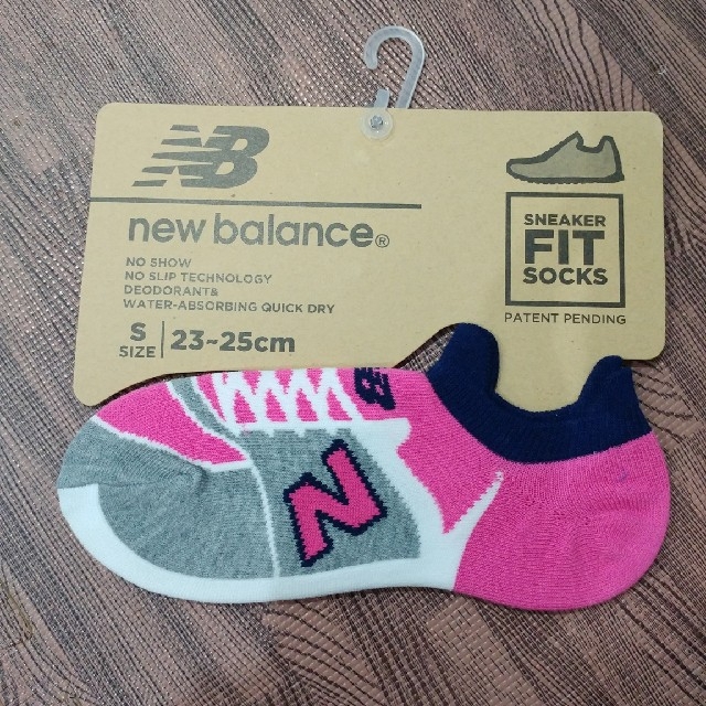 New Balance(ニューバランス)のニューバランス　カジュアルソックス　レディース レディースのレッグウェア(ソックス)の商品写真