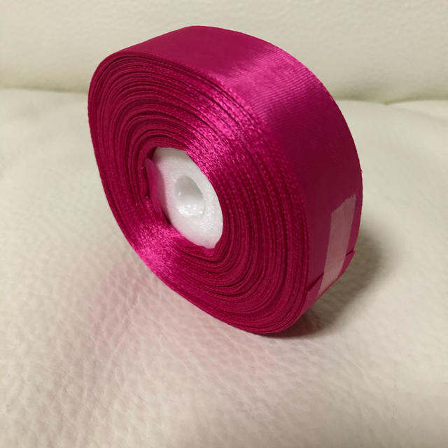 リボンテープ　ピンク　大 ハンドメイドの素材/材料(各種パーツ)の商品写真