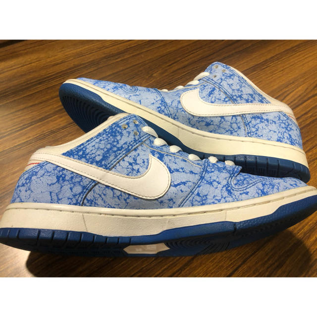 NIKE(ナイキ)の2014 NIKE DUNK LOW PREMIUM SB MARBLE US9 メンズの靴/シューズ(スニーカー)の商品写真