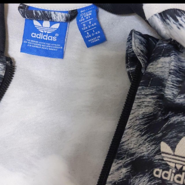 adidas(アディダス)のadidas　セットアップ　100 キッズ/ベビー/マタニティのキッズ服男の子用(90cm~)(ジャケット/上着)の商品写真