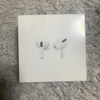 アップル(Apple)の【新品未開封】airpods pro(ヘッドフォン/イヤフォン)