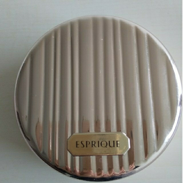 ESPRIQUE(エスプリーク)のエスプリーク  リキッドコンパクトBB01(明るめの肌色) コスメ/美容のベースメイク/化粧品(ファンデーション)の商品写真