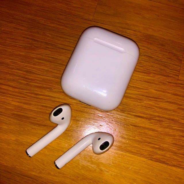 Apple AirPods 第1世代