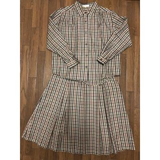 バーバリー(BURBERRY)のBurberryセットアップ タックスカート チェック柄(セット/コーデ)