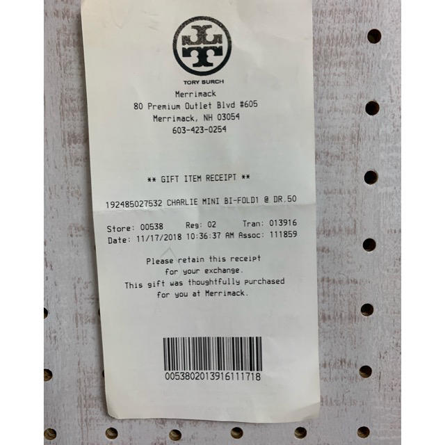 Tory Burch(トリーバーチ)のなっちゃん様専用　TORY BURCH 二つ折り財布 レディースのファッション小物(財布)の商品写真