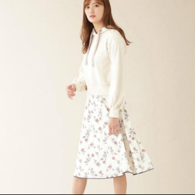 JILL by JILLSTUART(ジルバイジルスチュアート)の着用1度のみ JILLSTUART パーカー レディースのトップス(パーカー)の商品写真