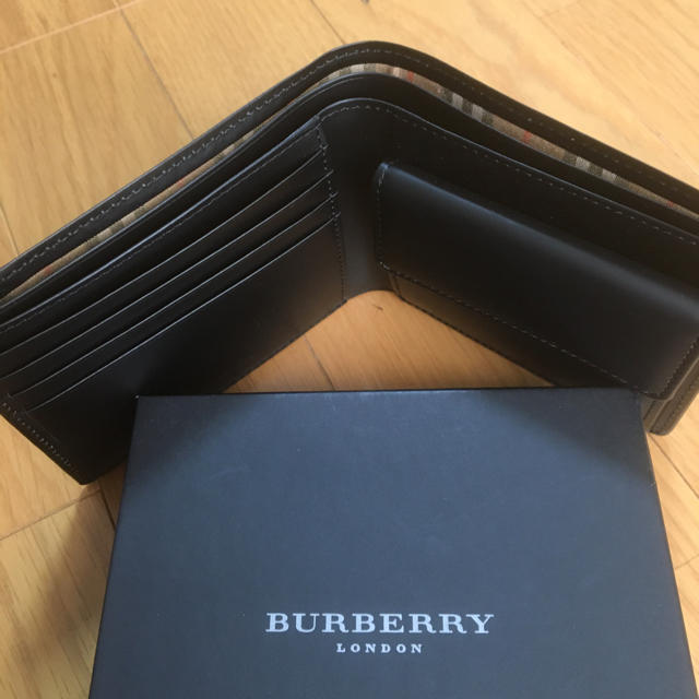 BURBERRY(バーバリー)のBurberry バーバリー 二つ折財布 メンズのファッション小物(折り財布)の商品写真