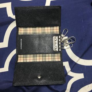 バーバリー(BURBERRY)のキーケース　BURBERRY 黒(キーケース)