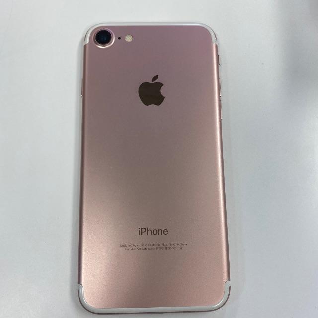 Apple(アップル)のiPhone7 128GB SIMフリー スマホ/家電/カメラのスマートフォン/携帯電話(スマートフォン本体)の商品写真