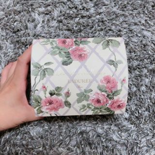 レメルヴェイユーズラデュレ(Les Merveilleuses LADUREE)の値下げしました ラデュレ ボックス(小物入れ)