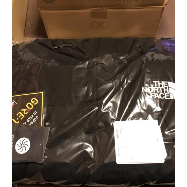 THE NORTH FACE(ザノースフェイス)のマウンテンダウンジャケット　nd91930 黒　2019fw ブラック メンズのジャケット/アウター(ダウンジャケット)の商品写真