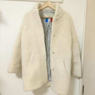 メゾンキツネ(MAISON KITSUNE')のMAISON KITSUNE'  ボアコート(毛皮/ファーコート)