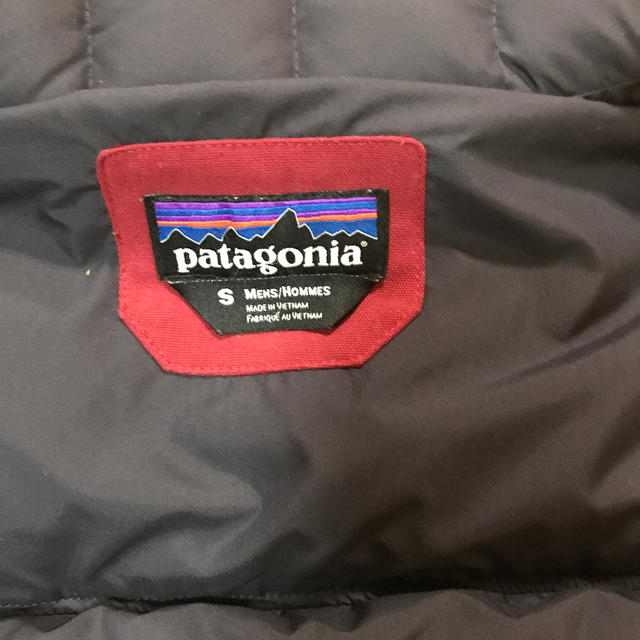 patagonia(パタゴニア)のパタゴニア　ダウンベスト　Sサイズ メンズのジャケット/アウター(ダウンベスト)の商品写真