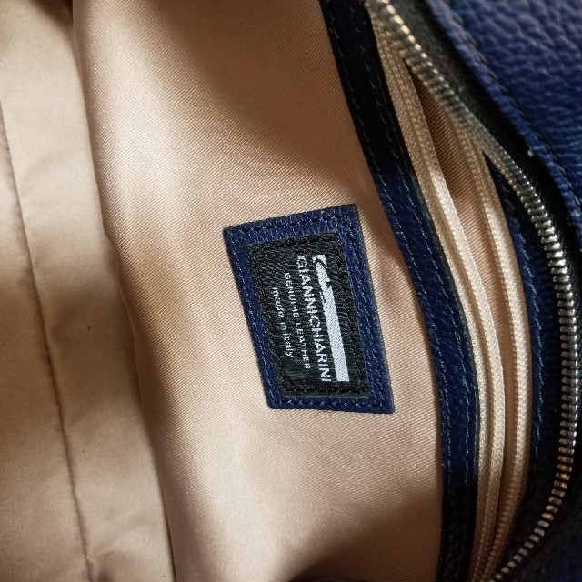 美品✨GIANNI CHIARINI  レザーリボントートバッグ

 レディースのバッグ(トートバッグ)の商品写真