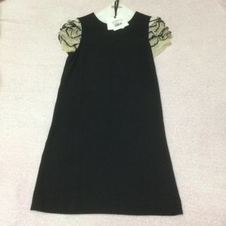 レッドヴァレンティノ 結婚式 ワンピースの通販 91点 Red Valentinoのレディースを買うならラクマ レッドヴァレンティノ 結婚式 ワンピースの通販 91点 Red Valentinoのレディースを買うならラクマ