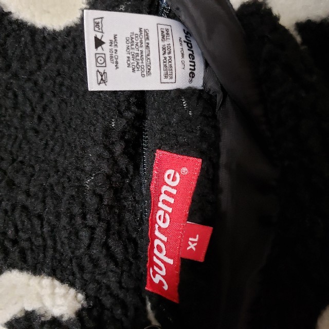 Supreme(シュプリーム)のReversible Logo Fleece Jacket 黒 XL メンズのジャケット/アウター(ブルゾン)の商品写真