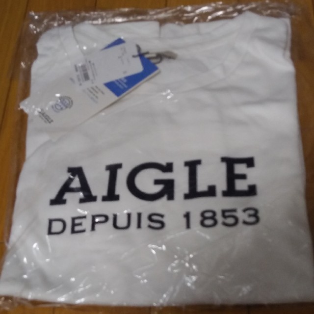 AIGLE(エーグル)のAIGLEレディース長袖ロゴ入りシャツ レディースのトップス(Tシャツ(長袖/七分))の商品写真