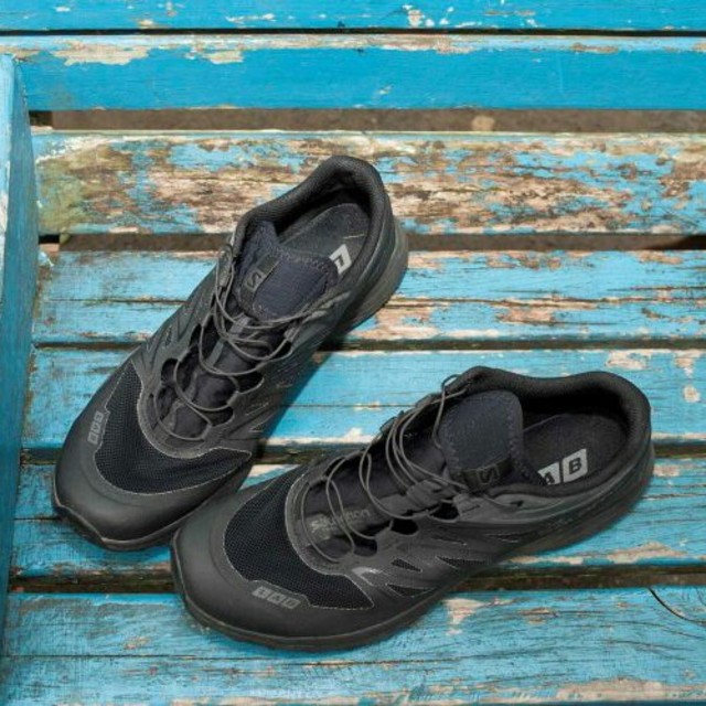 SALOMON(サロモン)の【希少】SALOMON  S-LAB WINGS 8 BLACK LTD メンズの靴/シューズ(スニーカー)の商品写真
