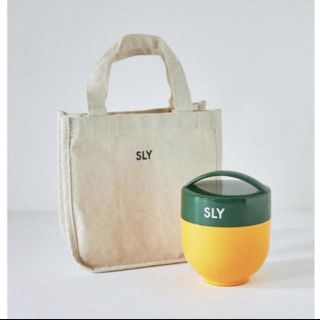 スライ(SLY)のSLY ノベルティ WARMY LUNCH BOX(弁当用品)