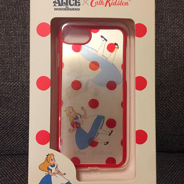 Cath Kidston(キャスキッドソン)のCath kidston Alice ムービングアリス フォンケース スマホ/家電/カメラのスマホアクセサリー(iPhoneケース)の商品写真