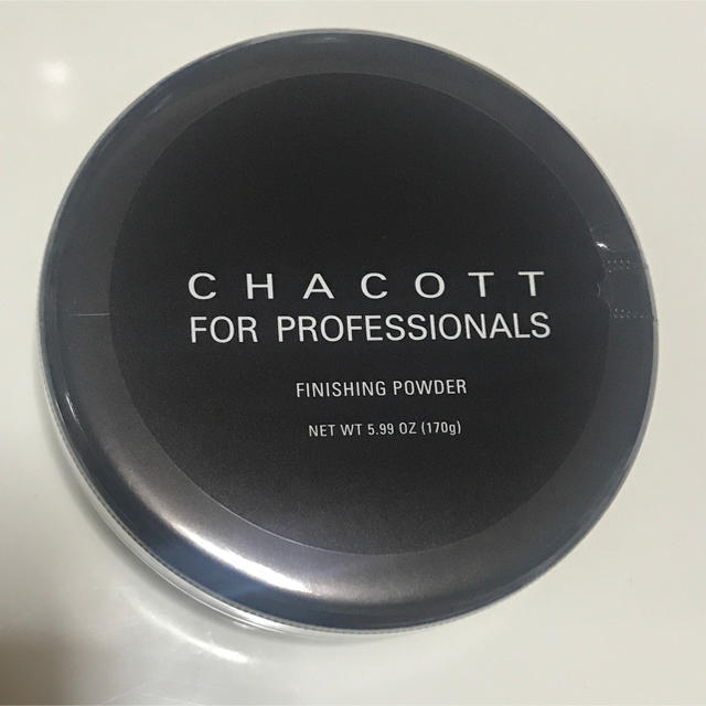 CHACOTT(チャコット)のチャコット  フィニッシングパウダー　クリアー　170g 【新品】送料無料 コスメ/美容のベースメイク/化粧品(フェイスパウダー)の商品写真