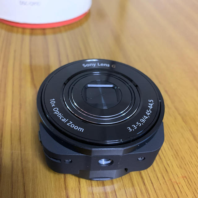 SONY(ソニー)のCYBER-SHOT  DSC-QX10 スマホ/家電/カメラのスマートフォン/携帯電話(その他)の商品写真