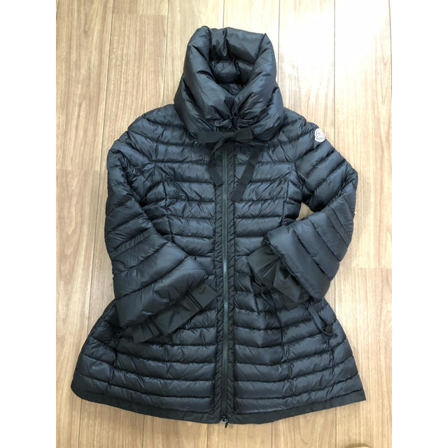 MONCLER(モンクレール)の美品 レア モンクレール クープラン レディースのジャケット/アウター(ダウンジャケット)の商品写真