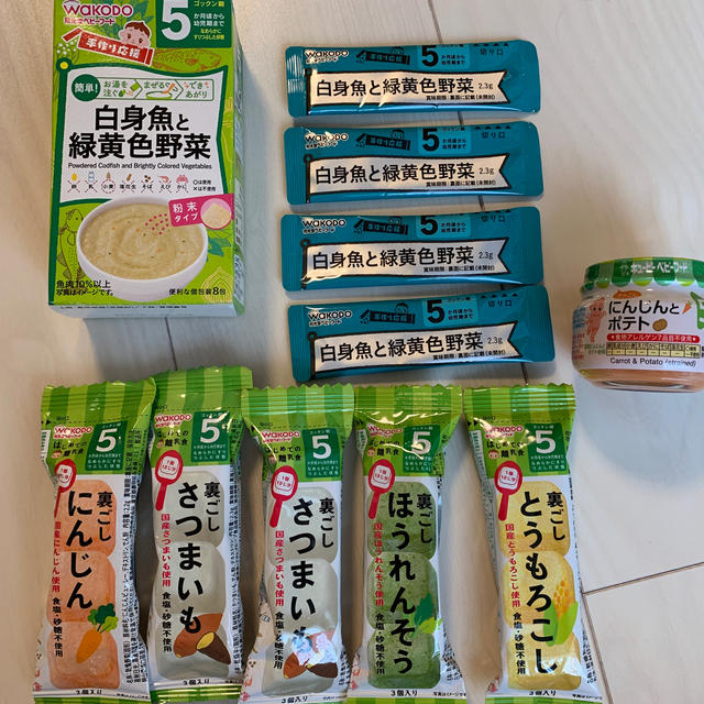 和光堂(ワコウドウ)のベビーフード　5ヶ月 キッズ/ベビー/マタニティの授乳/お食事用品(その他)の商品写真