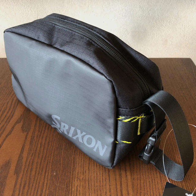 Srixon(スリクソン)のセカンドバッグ スポーツ/アウトドアのテニス(バッグ)の商品写真