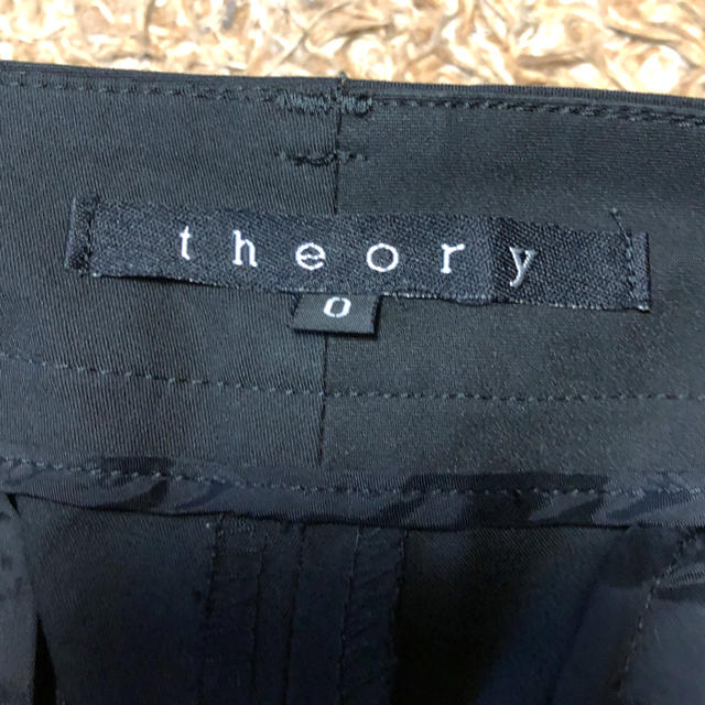 theory(セオリー)の値下げ交渉OK セオリー カーゴパンツ Mサイズ ブラック レディースのパンツ(カジュアルパンツ)の商品写真