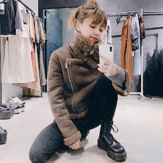 ザラ(ZARA)のZARA ムートン アウター(ブルゾン)