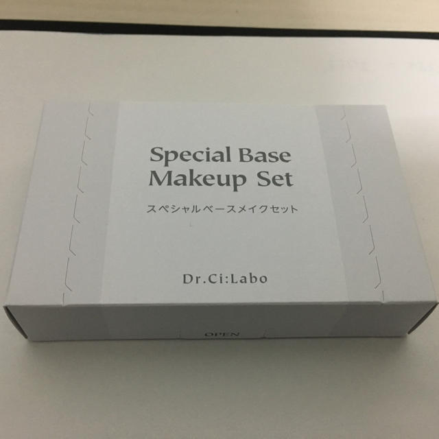 Dr.Ci Labo(ドクターシーラボ)のスペシャルベースメイクセット コスメ/美容のキット/セット(サンプル/トライアルキット)の商品写真