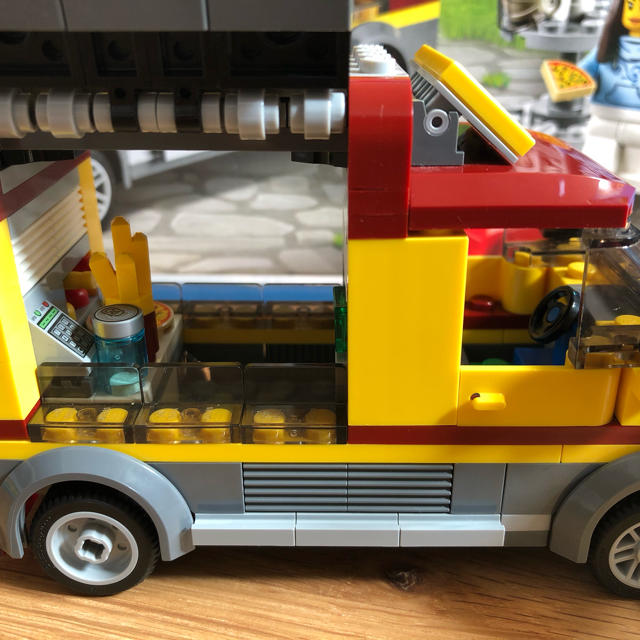 Lego(レゴ)のレゴ (LEGO) シティ ピザショップトラック 60150 キッズ/ベビー/マタニティのおもちゃ(積み木/ブロック)の商品写真