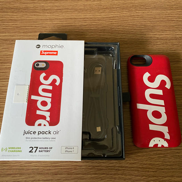 Supreme mophieのiphone7 8用 モバイルバッテリー