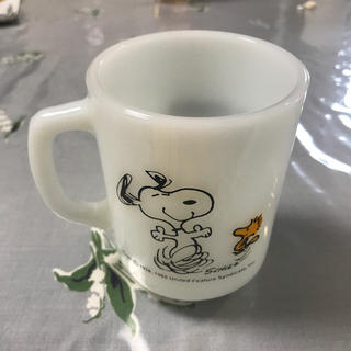Vintage / Milk glass Mug peanuts (グラス/カップ)