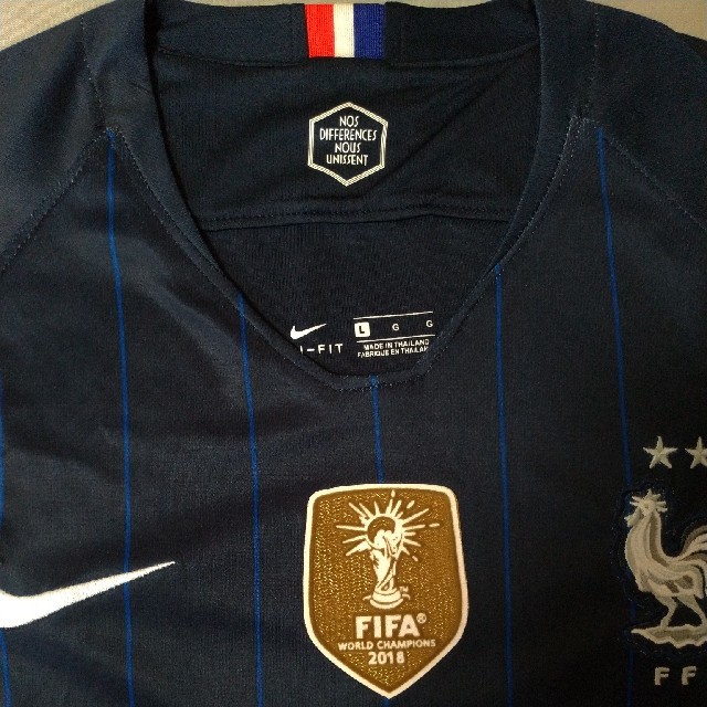 【NIKE】新品18フランス代表 Championエンブレム トレーニングシャツ