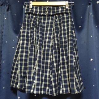 マジェスティックレゴン(MAJESTIC LEGON)のマジェ♡スカート(ひざ丈スカート)