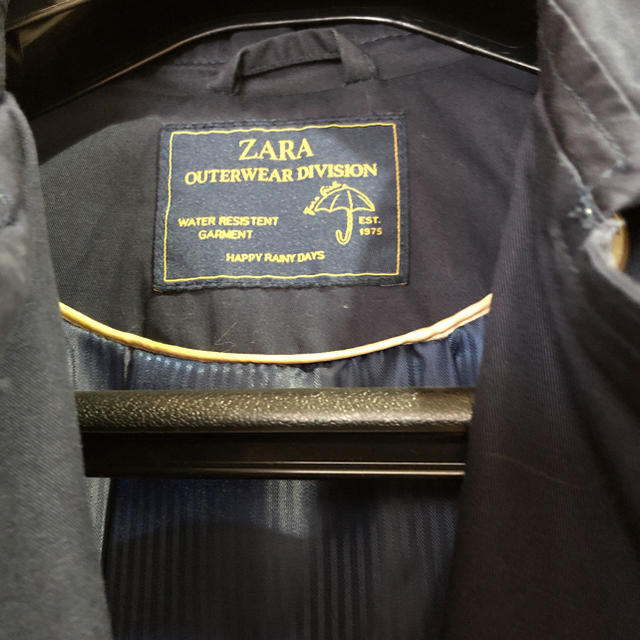 ZARA(ザラ)のザラZARAトレンチコート紺 キッズ/ベビー/マタニティのキッズ服女の子用(90cm~)(コート)の商品写真