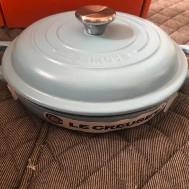 LE CREUSET - ルクルーゼビュッフェキャセロール18センチ テラスブルー