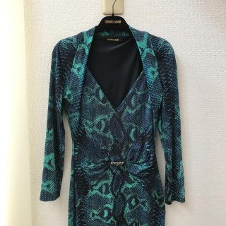 ロベルトカヴァリ(Roberto Cavalli)のroberto cavalli みるくたん専用(ミディアムドレス)