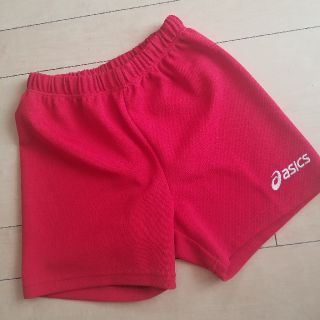 アシックス(asics)の赤いハーフパンツ(バレーボール)